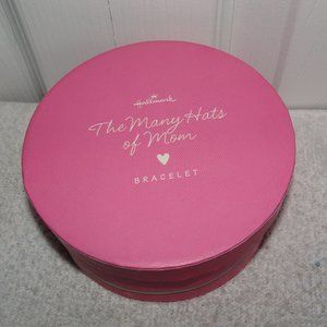 Vtg. The Many Hats of Mom Hallmark Charm Bracelet